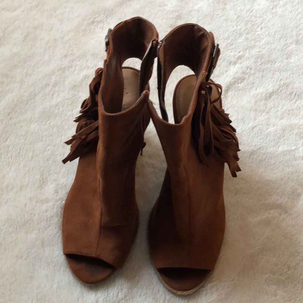 Fringe Booties - Picture 2 of 6